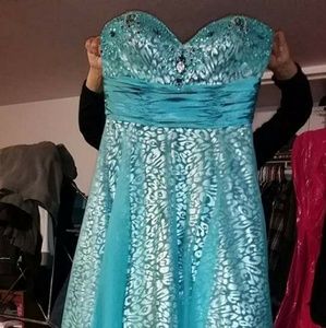 Prom dress